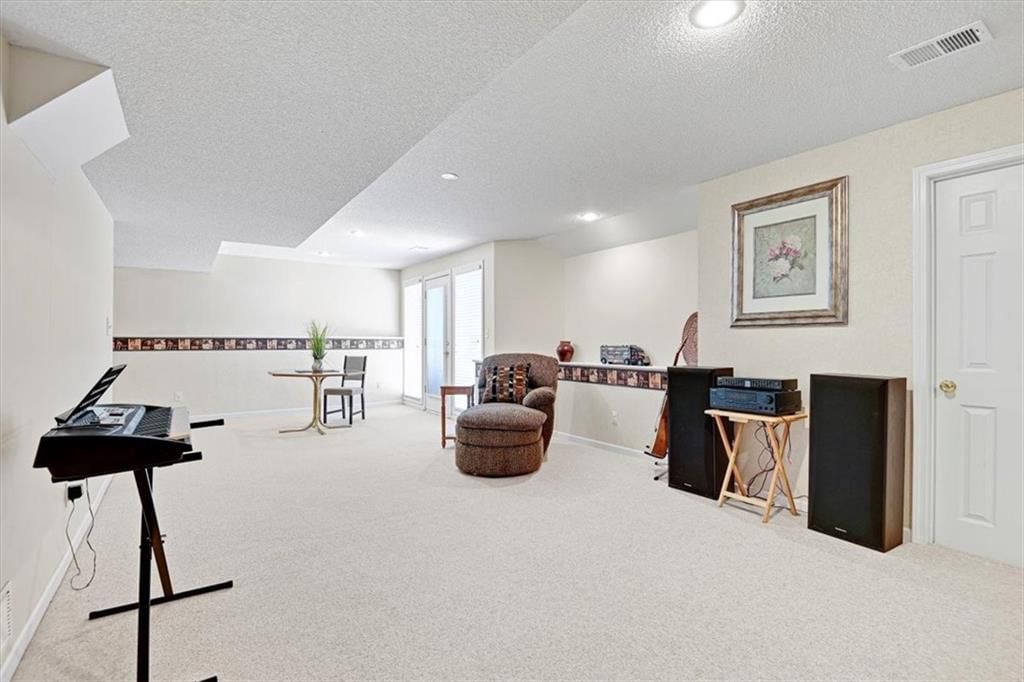 5942 W 152nd Terrace — photo 36