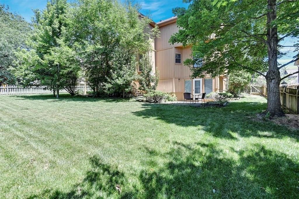 5942 W 152nd Terrace — photo 38
