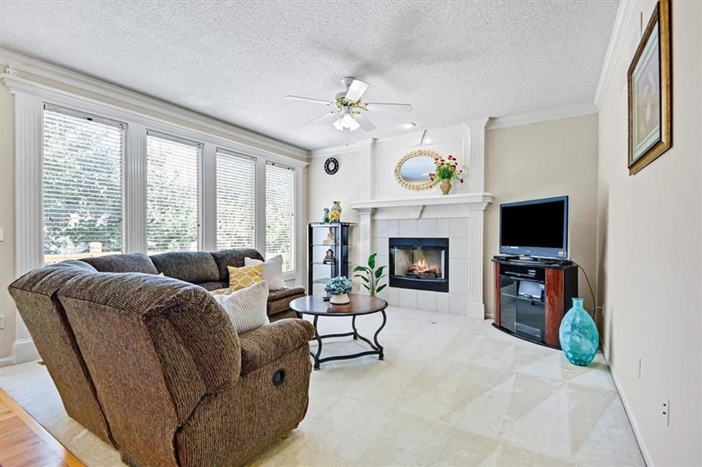 5942 W 152nd Terrace — photo 6