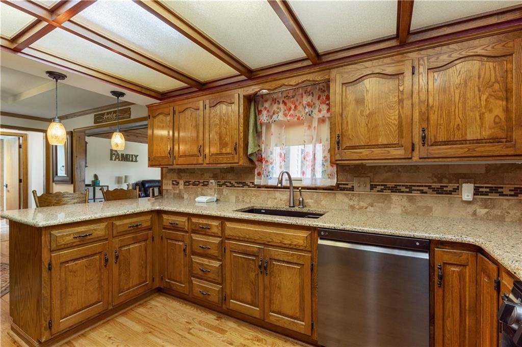 7516 N Central Street — photo 11