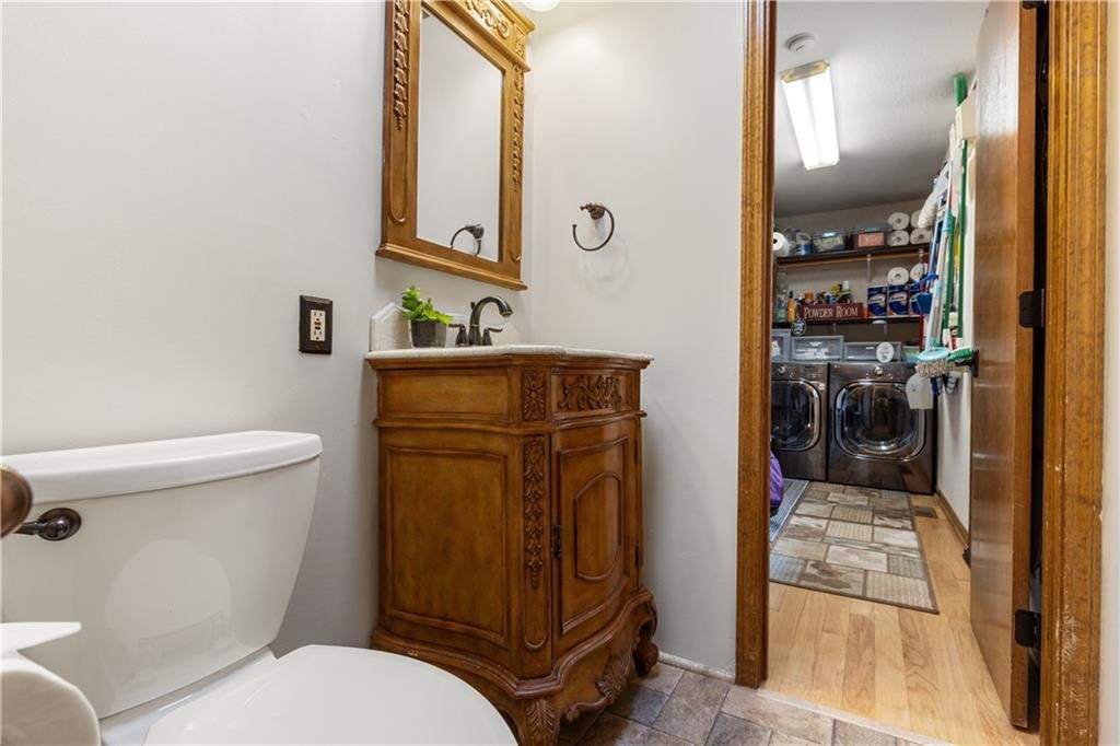 7516 N Central Street — photo 12
