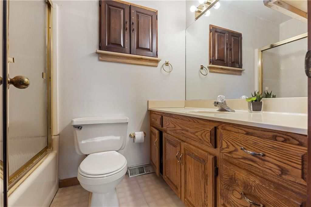 7516 N Central Street — photo 24
