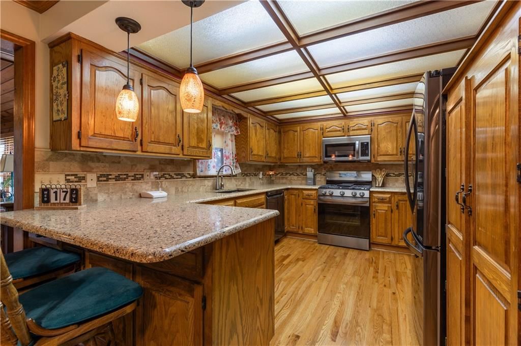7516 N Central Street — photo 9