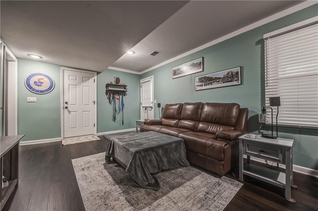 1018 N Church Street — photo 17