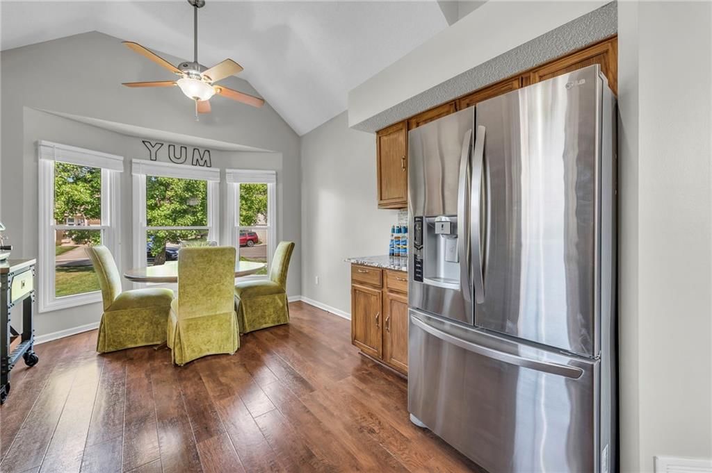 15235 Hemlock Street — photo 11