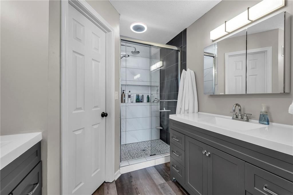 15235 Hemlock Street — photo 18