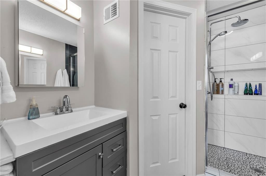 15235 Hemlock Street — photo 19