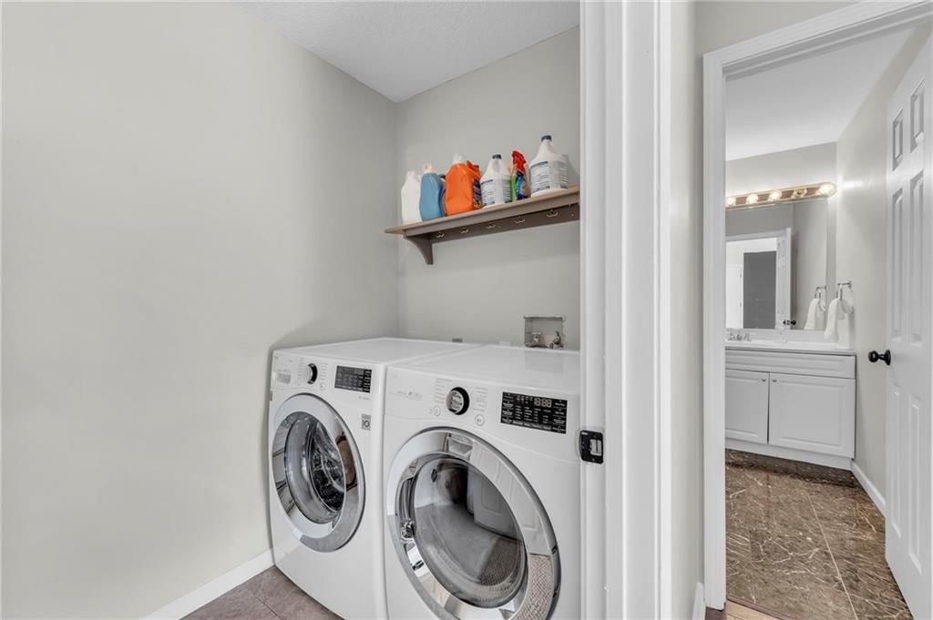 15235 Hemlock Street — photo 32