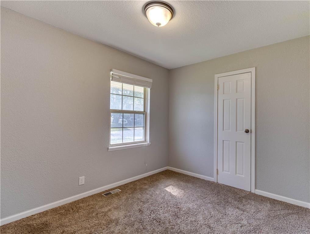 2605 College Lane — photo 26