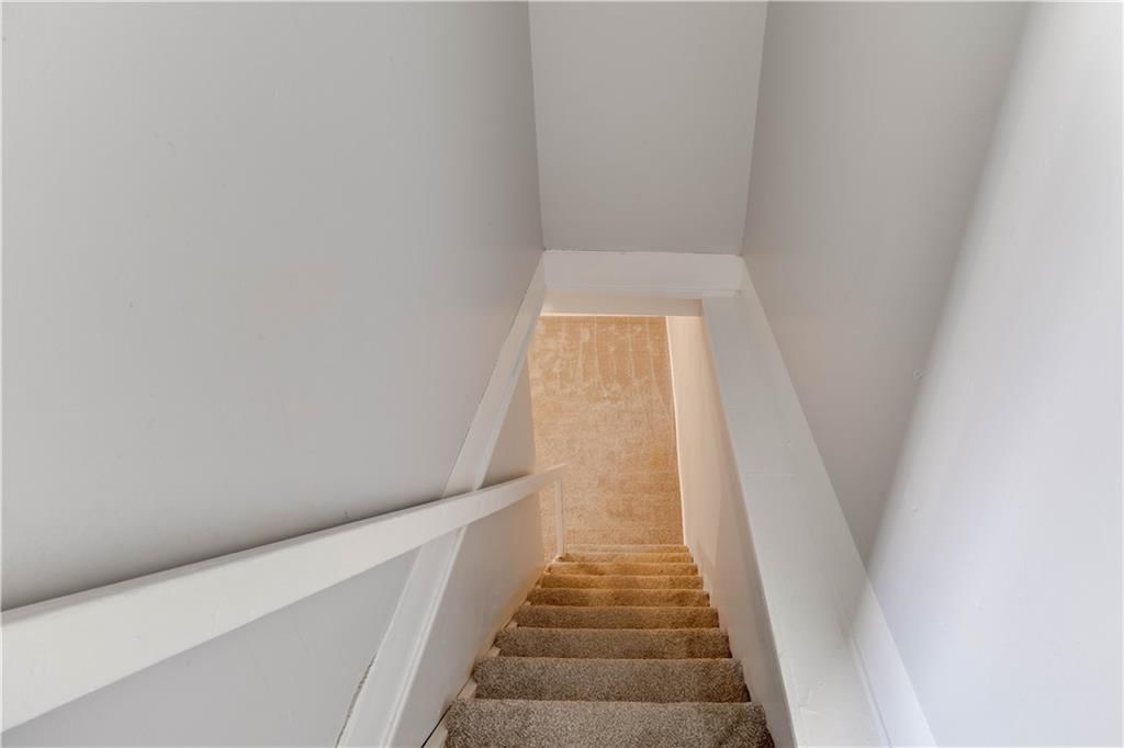 2605 College Lane — photo 31