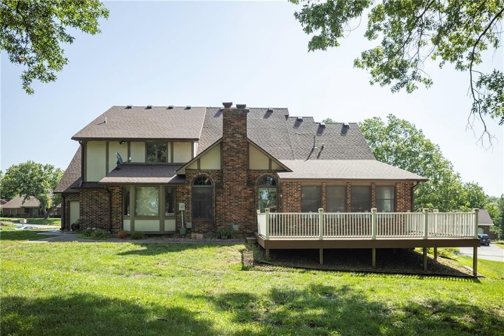 608 Darrow Street — photo 44