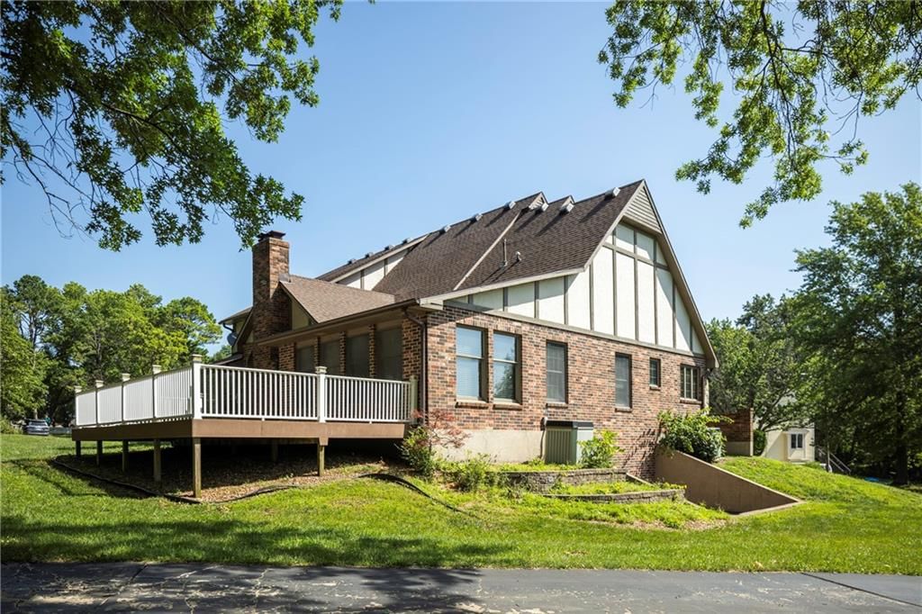 608 Darrow Street — photo 45