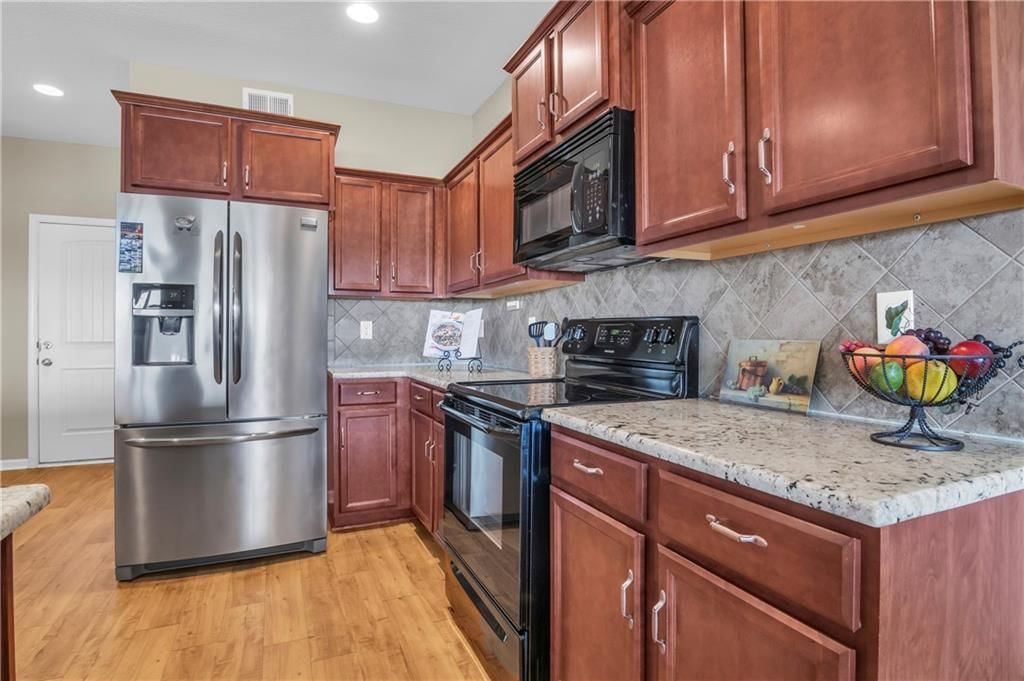 14103 S Landon Street — photo 9