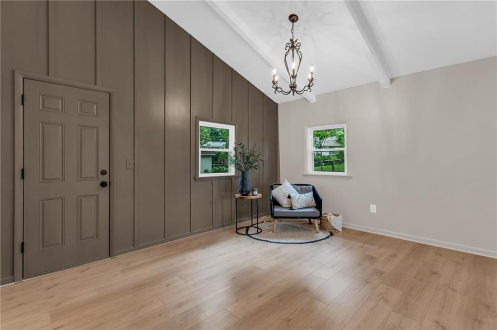 8602 Maple Avenue — photo 13