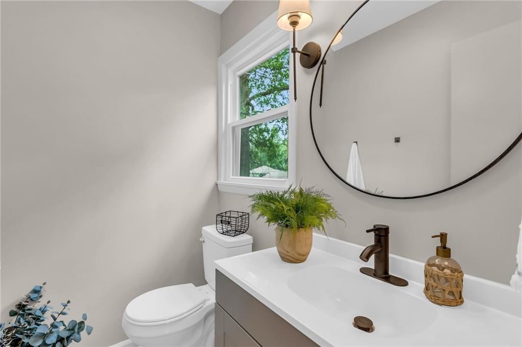 8602 Maple Avenue — photo 15