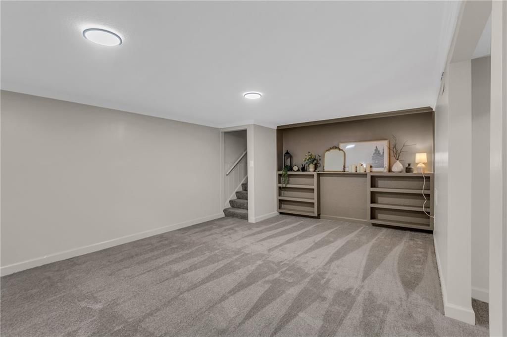 8602 Maple Avenue — photo 26