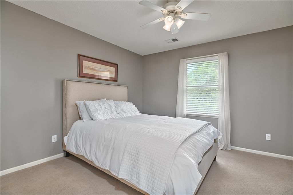 5600 W 153rd Terrace — photo 32