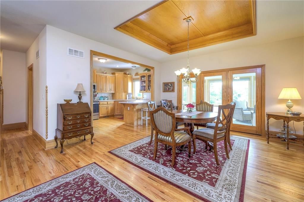 11217 Hamilton Drive — photo 24