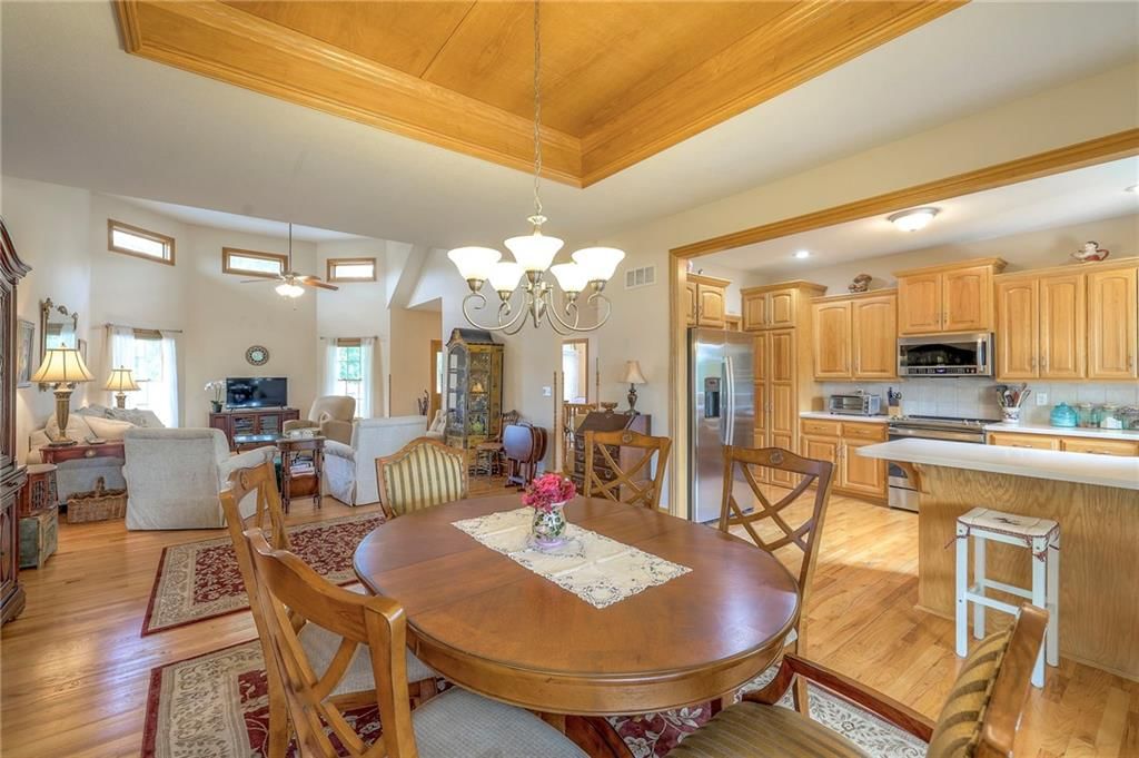 11217 Hamilton Drive — photo 26