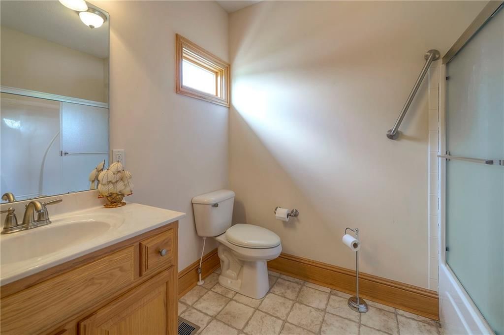 11217 Hamilton Drive — photo 31