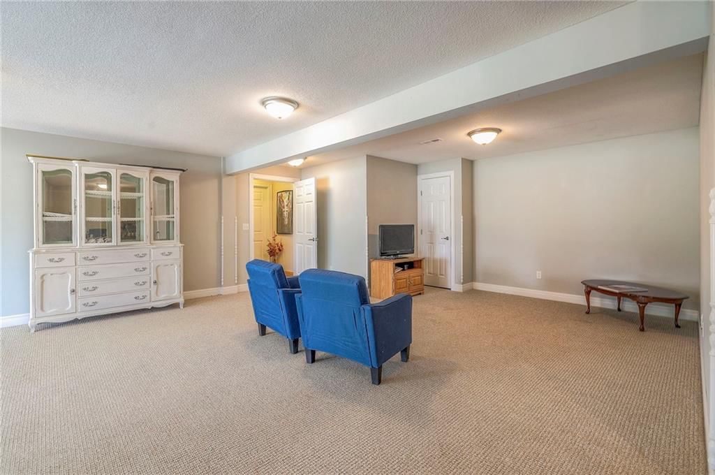 11217 Hamilton Drive — photo 46