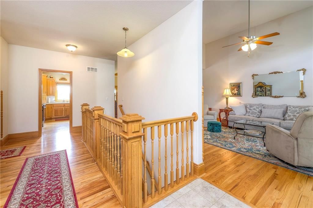 11217 Hamilton Drive — photo 9