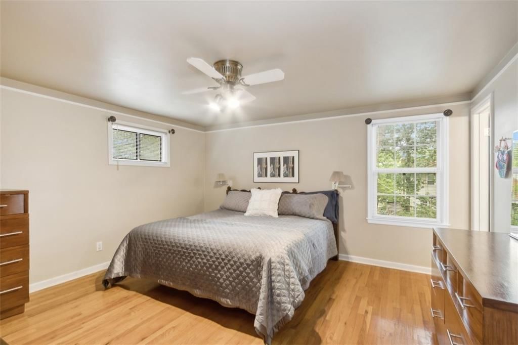 9300 Dearborn Street — photo 13