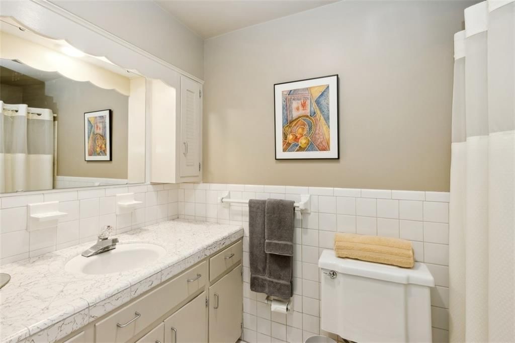 9300 Dearborn Street — photo 17