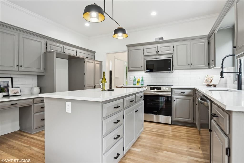14133 Slater Street — photo 5