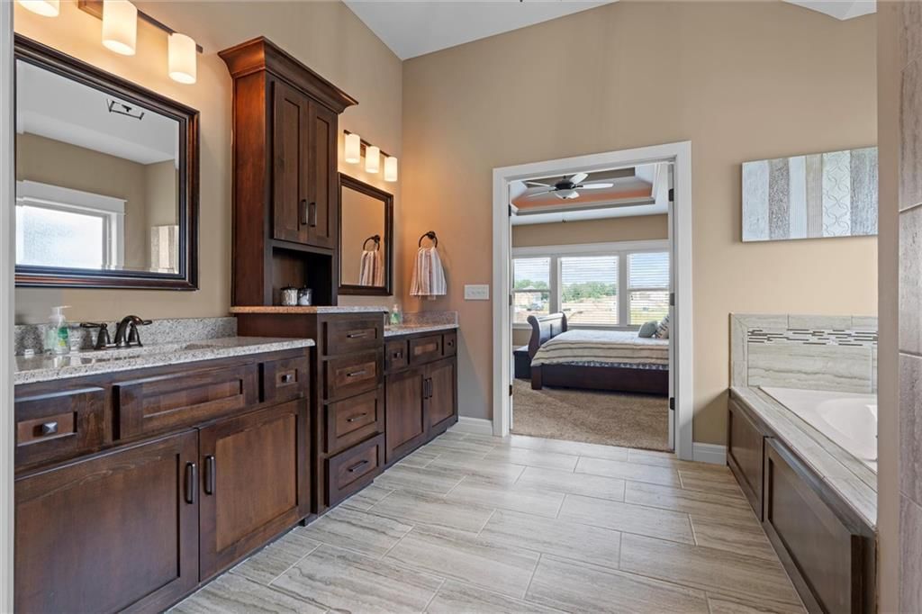 5100 NW Montebella Drive — photo 20