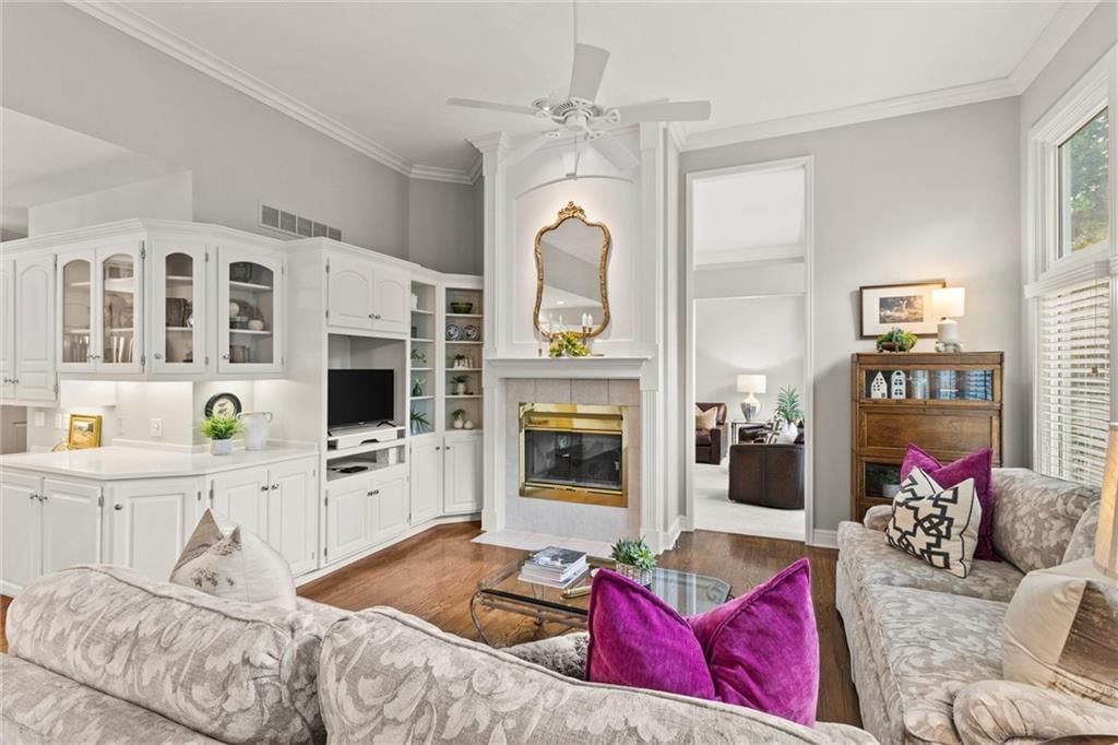4709 N Hickory Court — photo 15