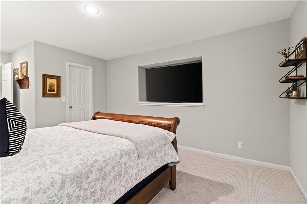 4709 N Hickory Court — photo 30