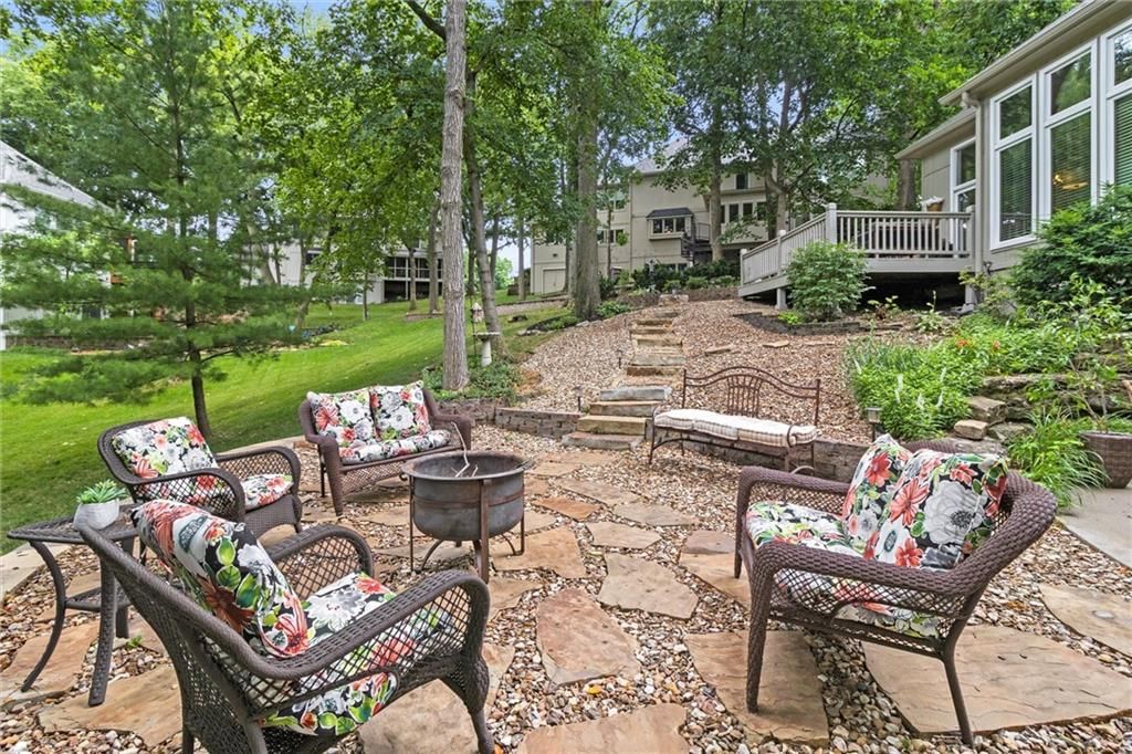4709 N Hickory Court — photo 38