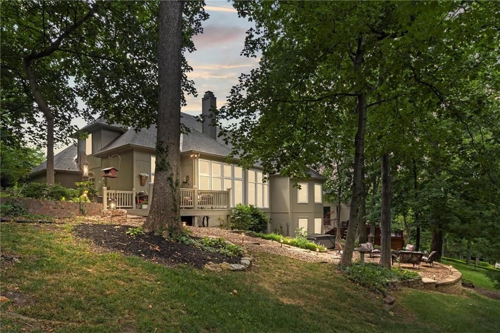 4709 N Hickory Court — photo 41
