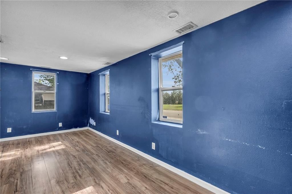 1246 S Brockway Street — photo 19