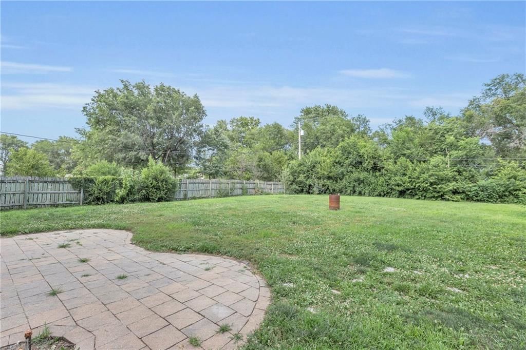 1246 S Brockway Street — photo 28