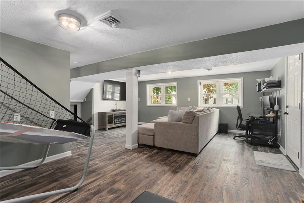 6404 N Woodland Avenue — photo 19