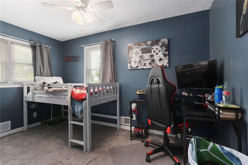 6404 N Woodland Avenue — photo 26