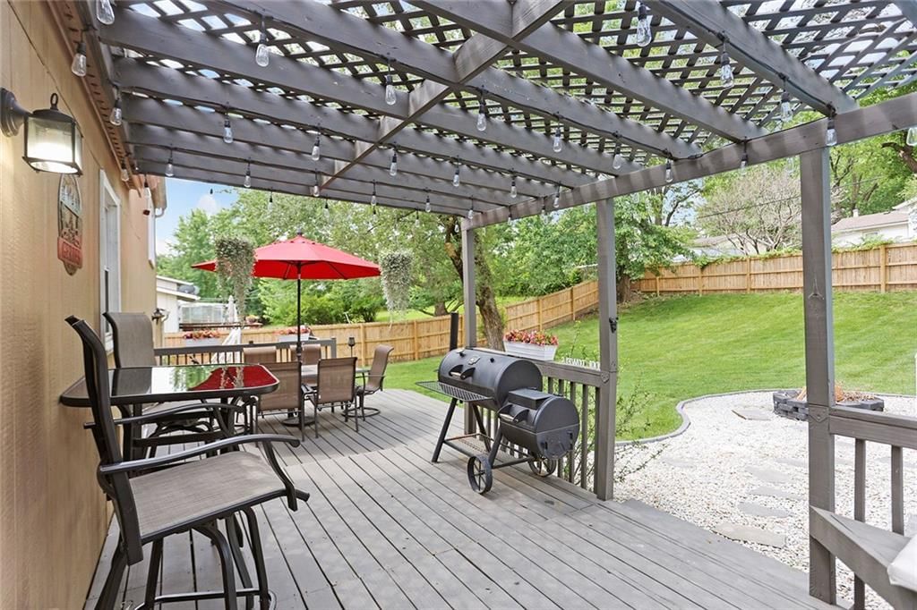 6404 N Woodland Avenue — photo 28