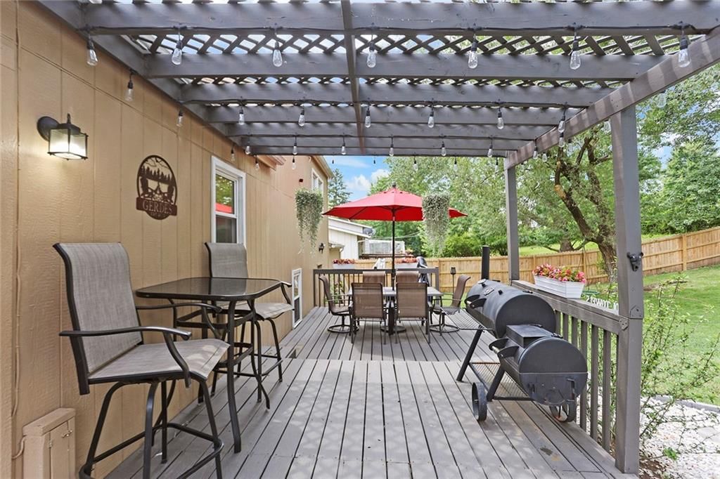 6404 N Woodland Avenue — photo 29