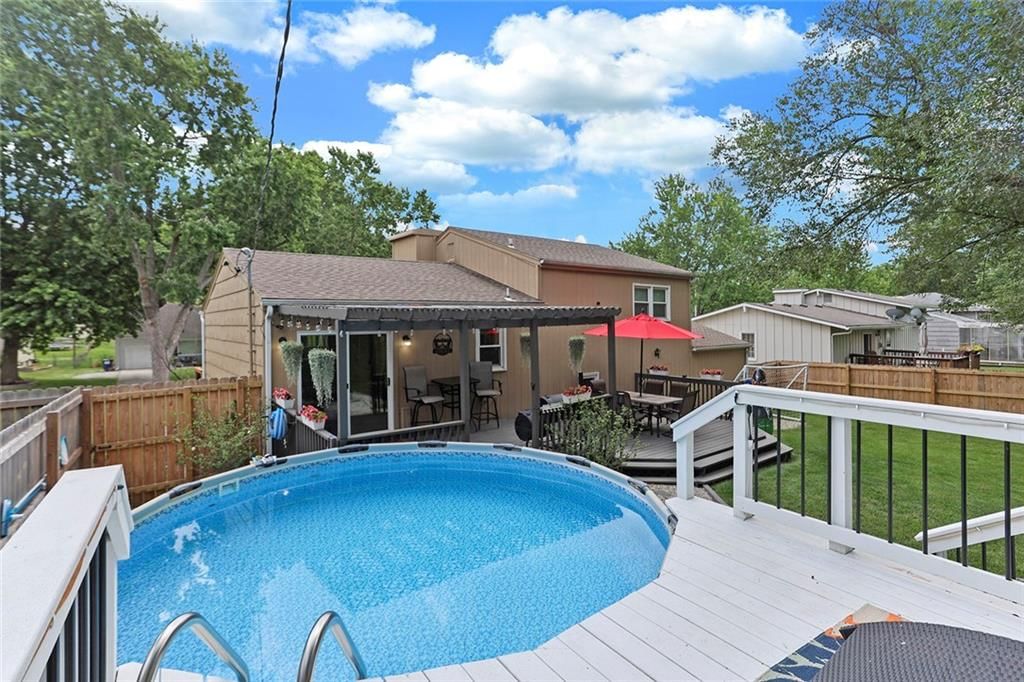 6404 N Woodland Avenue — photo 33