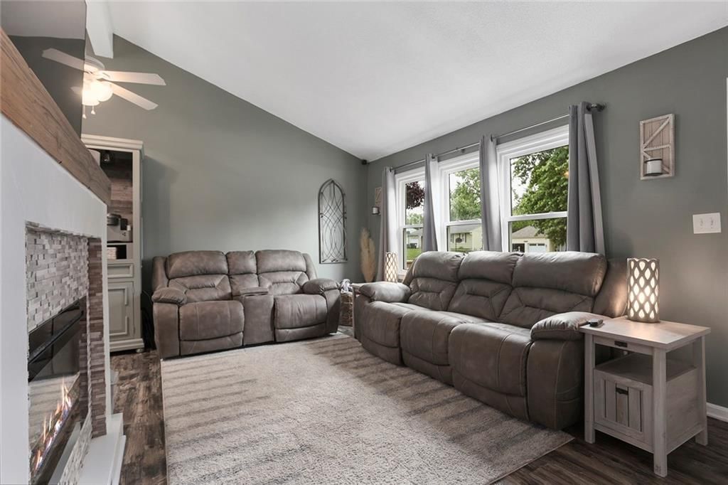 6404 N Woodland Avenue — photo 9