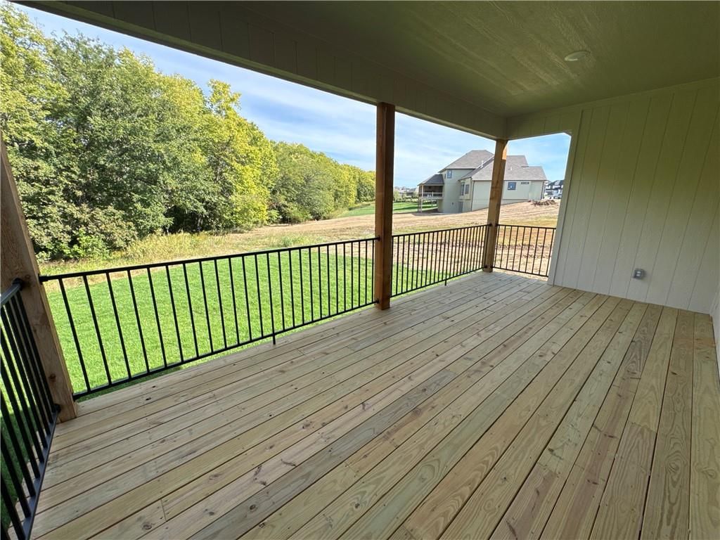 12720 NW BITTERSWEET Drive — photo 23