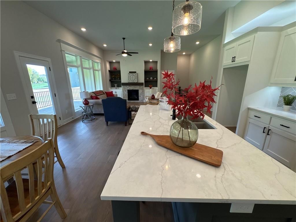 12720 NW BITTERSWEET Drive — photo 6
