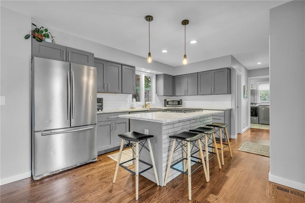 8233 NW Weatherby Drive — photo 9
