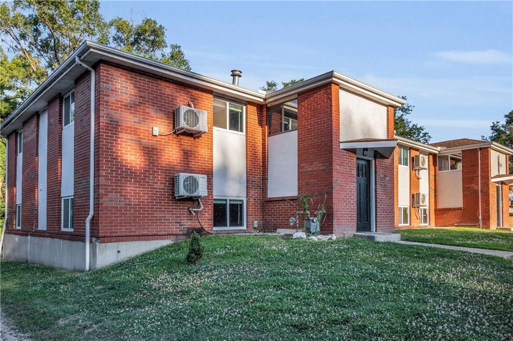 4518 Brencrest Street — photo 3