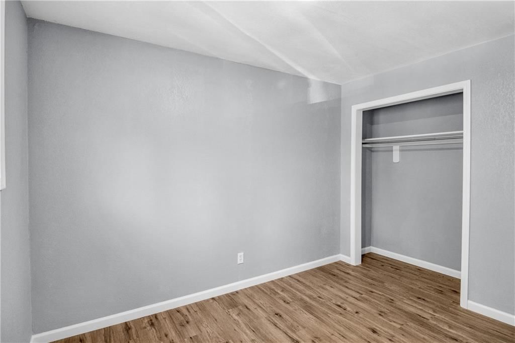 4518 Brencrest Street — photo 10