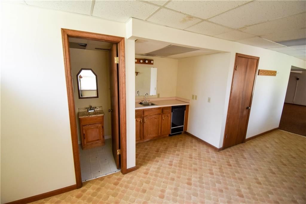 501 SW Mitchell Street — photo 43