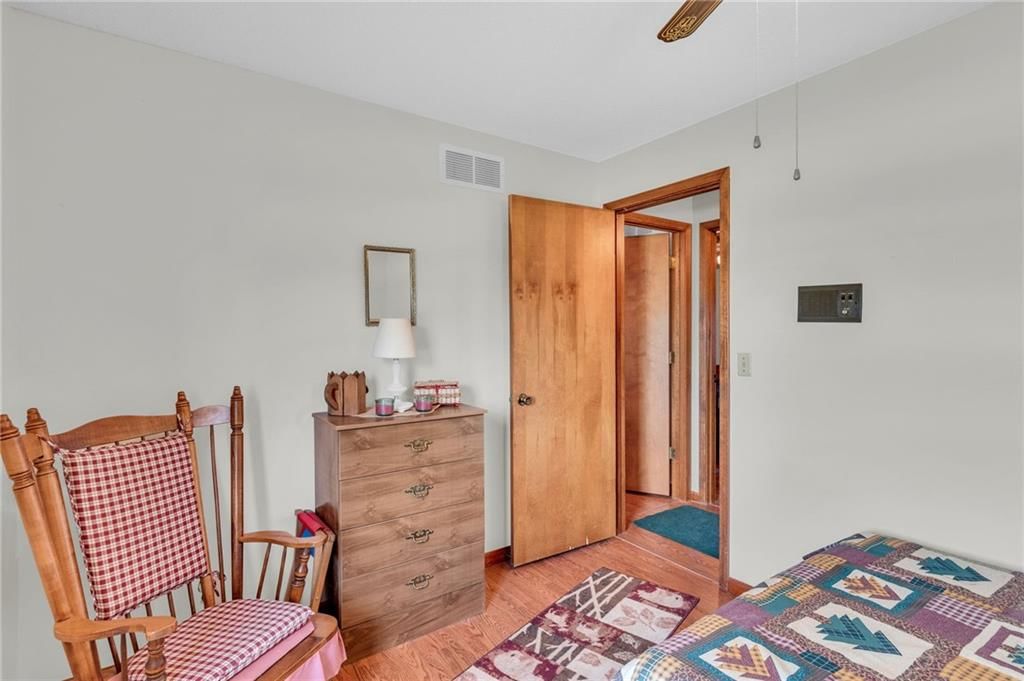 806 Lake Manor Drive — photo 13