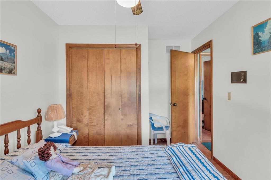 806 Lake Manor Drive — photo 16